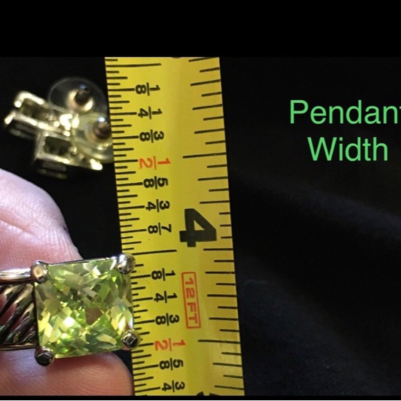 Peridot Look Earrings and Pendant Set -VGUC - Picture 9 of 9